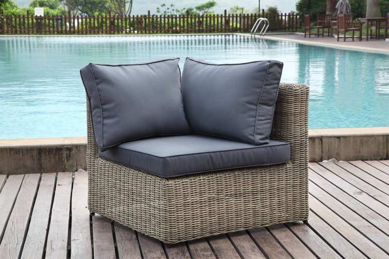 Salon de jardin en resine tressee modulable